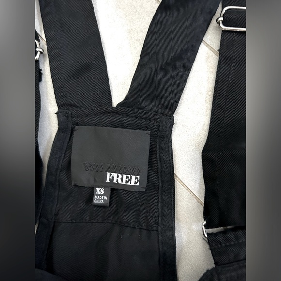 Wilfred Free • Short Overalls - Picture 3 of 5
